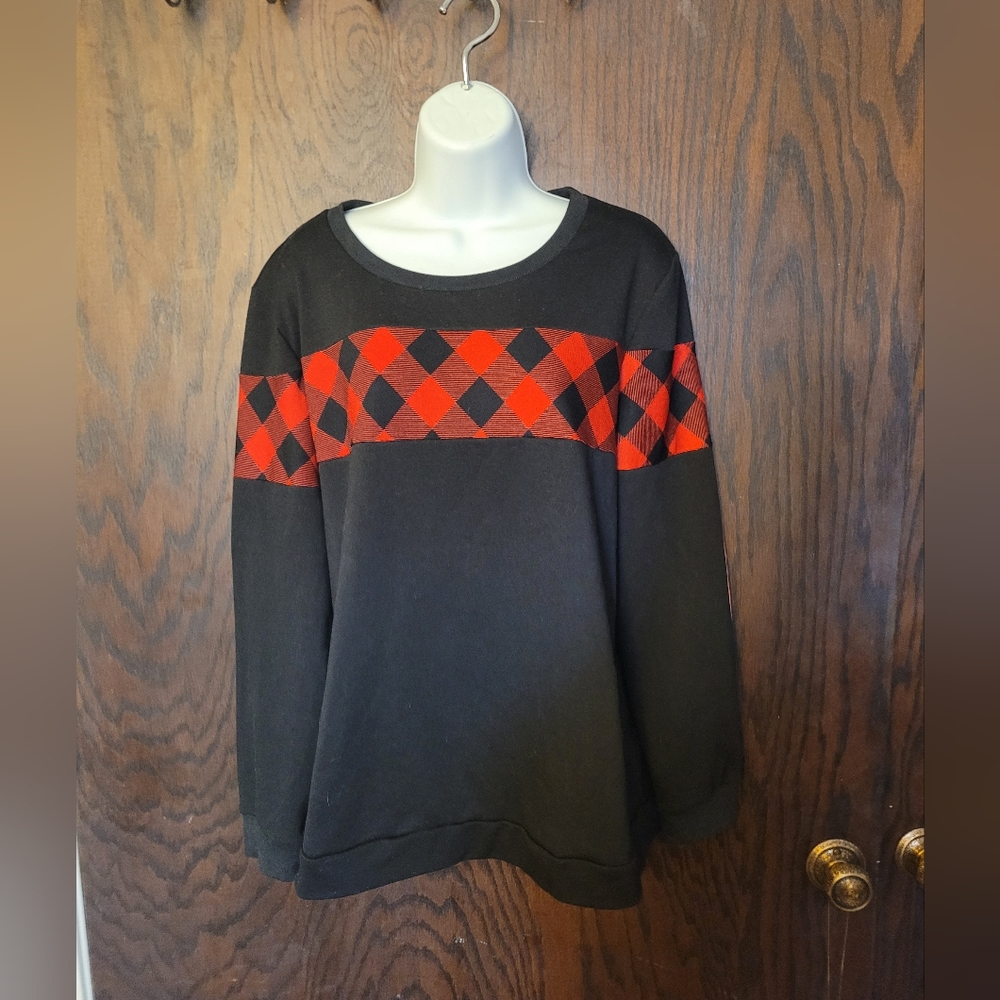 RED & BLACK PLAID SWEATER
